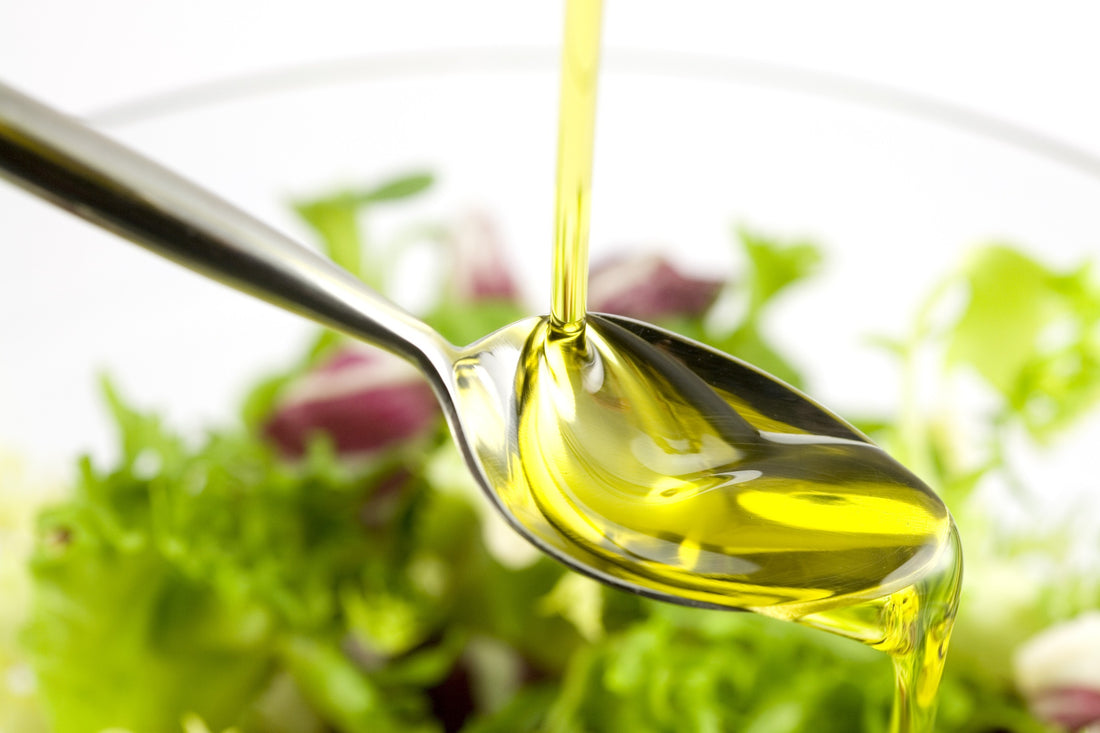 Does Olive Oil Really Help Your Eyelashes Grow?